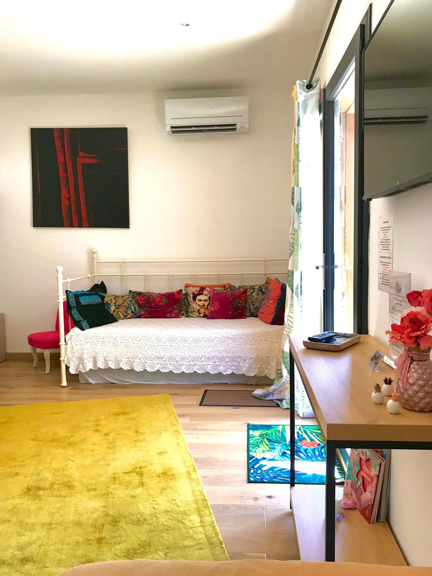 Atelier Des Vidaux Bed & Breakfast Saint-Aunes Bagian luar foto