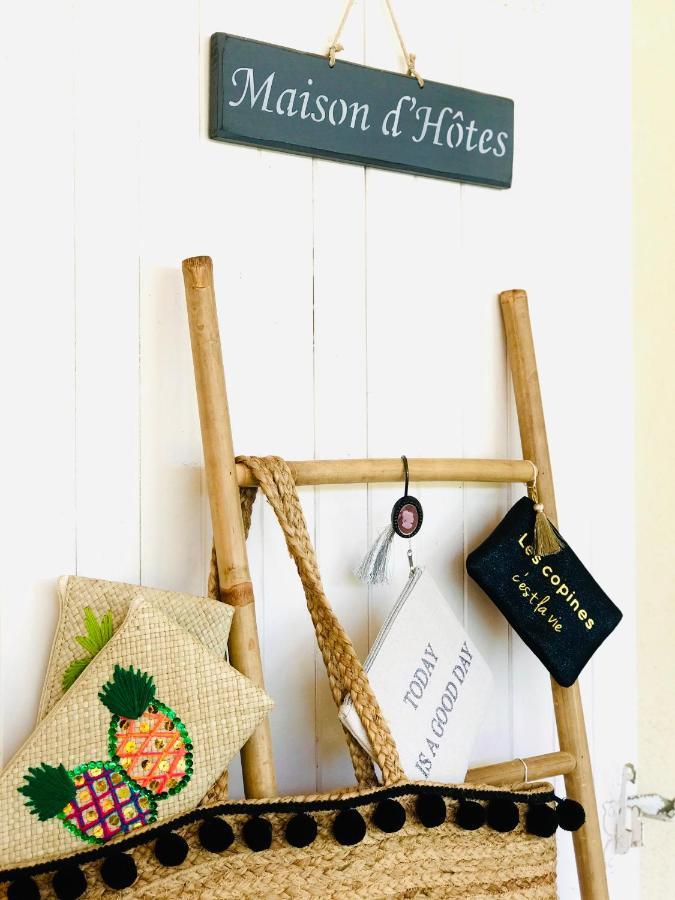 Atelier Des Vidaux Bed & Breakfast Saint-Aunes Bagian luar foto