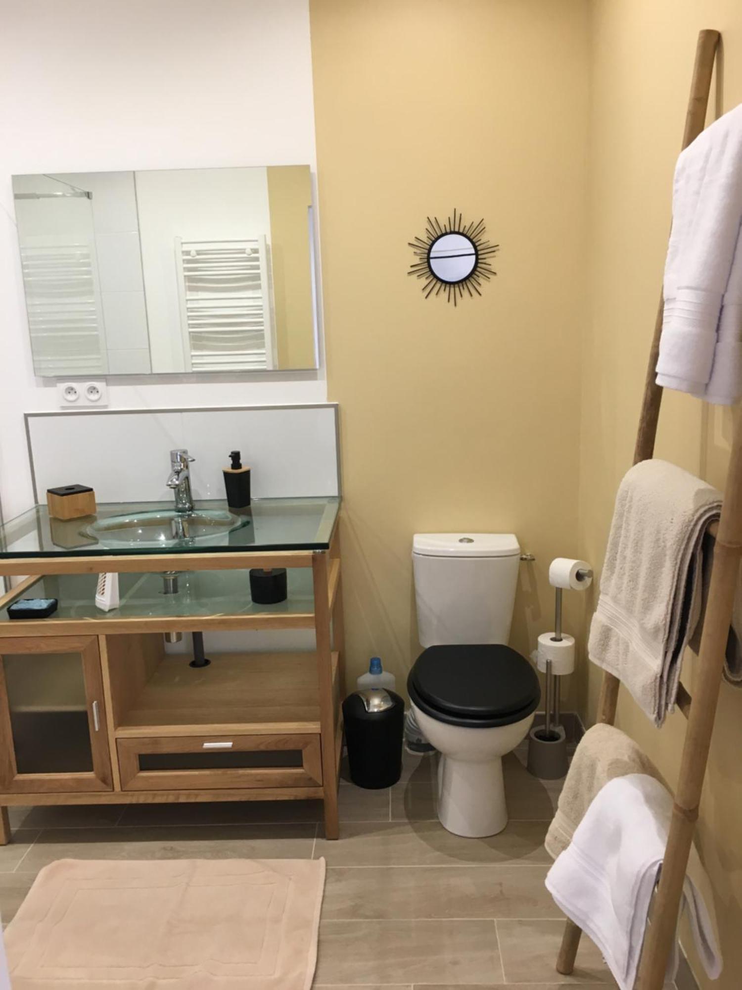Atelier Des Vidaux Bed & Breakfast Saint-Aunes Ruang foto